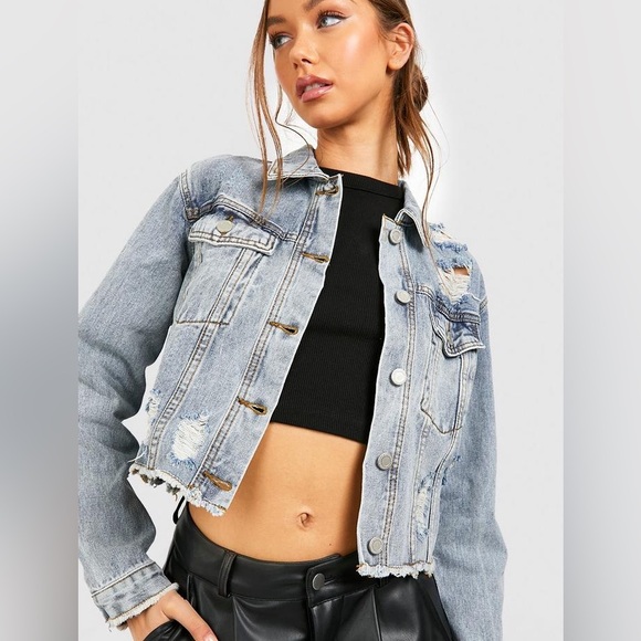 Hollister | Distressed Cropped Denim Jacket in Light Wash Size Medium - Picture 3 of 6